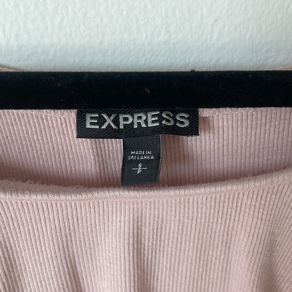 Express Off the Shoulder Ribbed Bodysuit in Light Pink/Mauve - Size: S - Picture 4 of 4